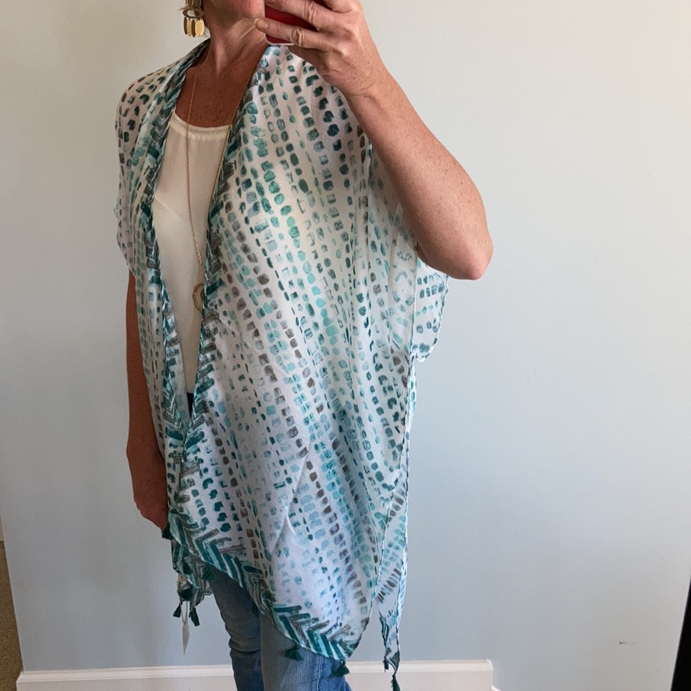 Teal Green Print Boho Kimono - Picture 3 of 7